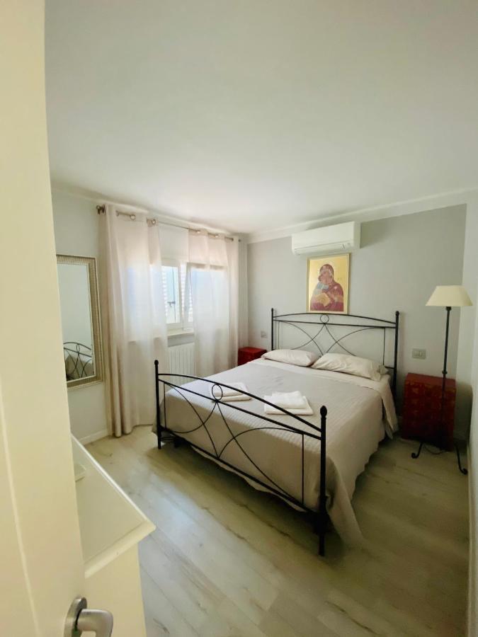 Lhv Garda Lake - Private Pool And Spa Бардолино Экстерьер фото