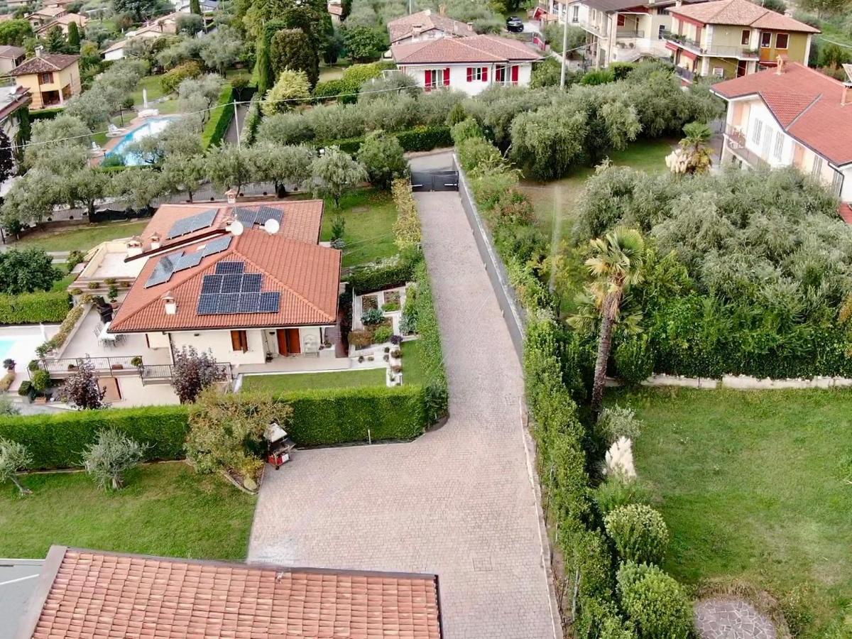 Lhv Garda Lake - Private Pool And Spa Бардолино Экстерьер фото