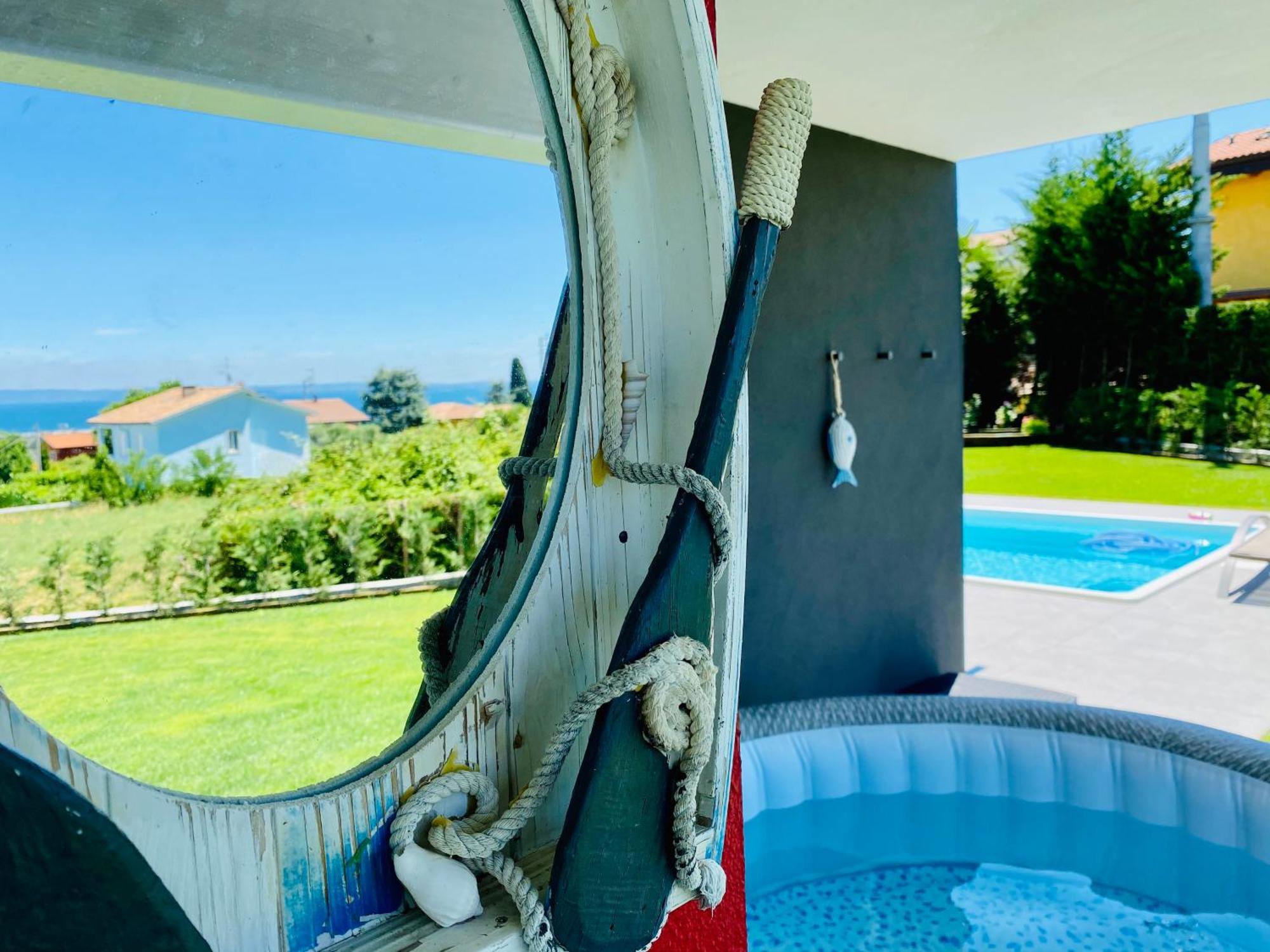 Lhv Garda Lake - Private Pool And Spa Бардолино Экстерьер фото
